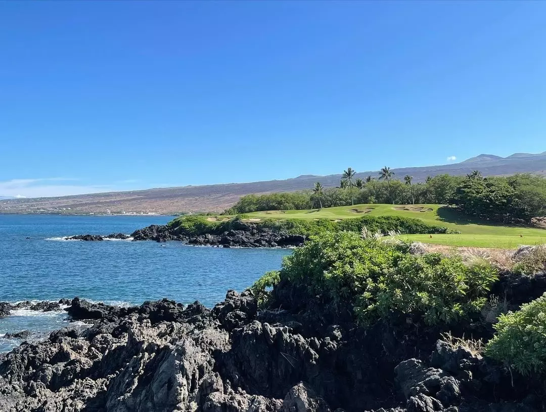 ハワイ　ゴルフ　マウナケアゴルフコース
